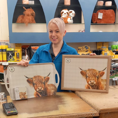 Roxii, Sales Assistant