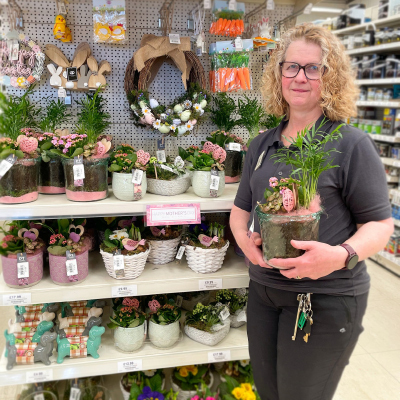 Tara, Sales Assistant