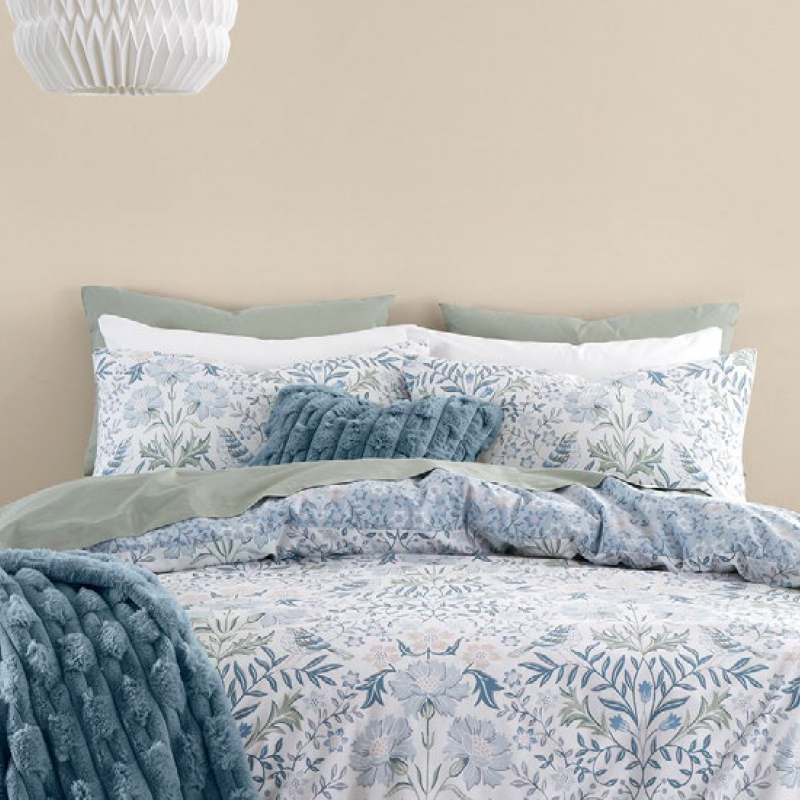 SHOP BEDDING > 
