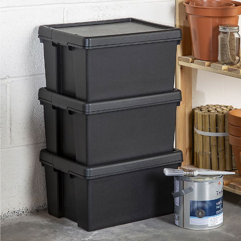 SHOP GENERAL STORAGE >