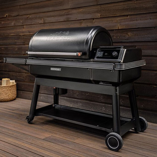 SHOP TRAEGER IRONWOOD XL WI-FI WOOD PELLET BBQ GRILL >
