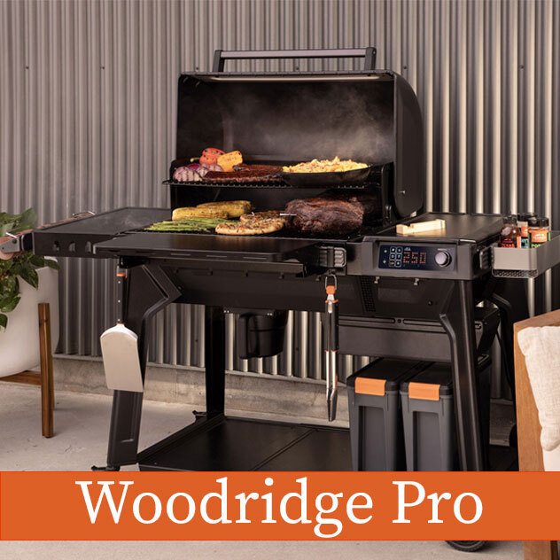SHOP TRAEGER WOODRIDGE PRO WI-FI WOOD PELLET BBQ GRILL >