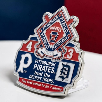 1909 World Series Commemorative Pin - Pirates vs. Tigers