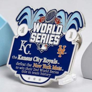 2015 World Series Commemorative Pin - Royals vs. Mets
