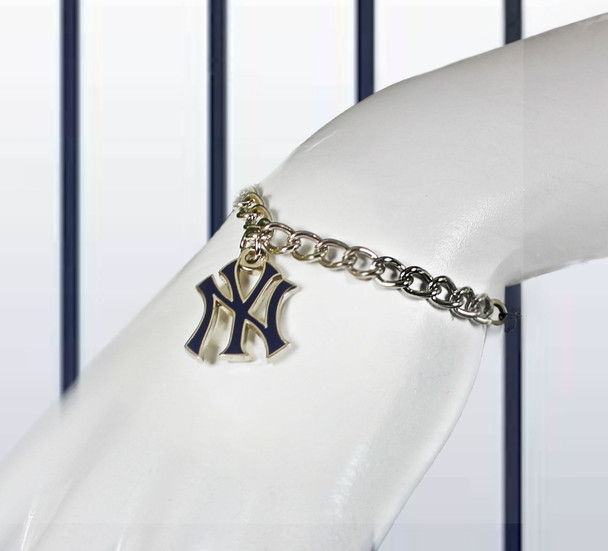 New York Yankees Logo Bracelet