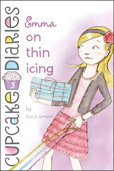 Emma on Thin Icing: Cupcake Diaries (Paperback)