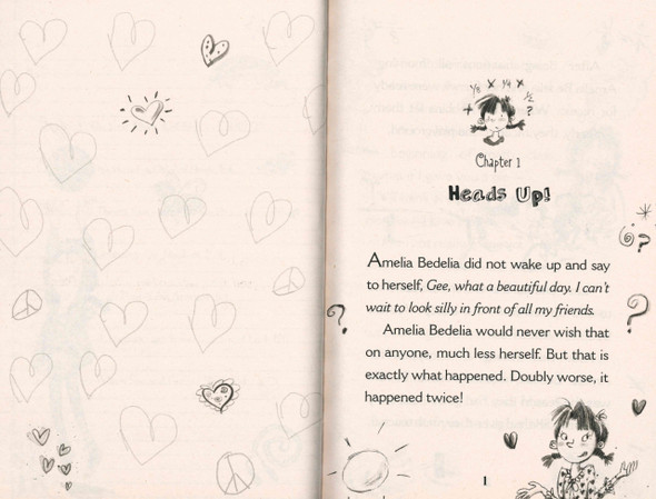 Amelia Bedelia Shapes Up! (Paperback)