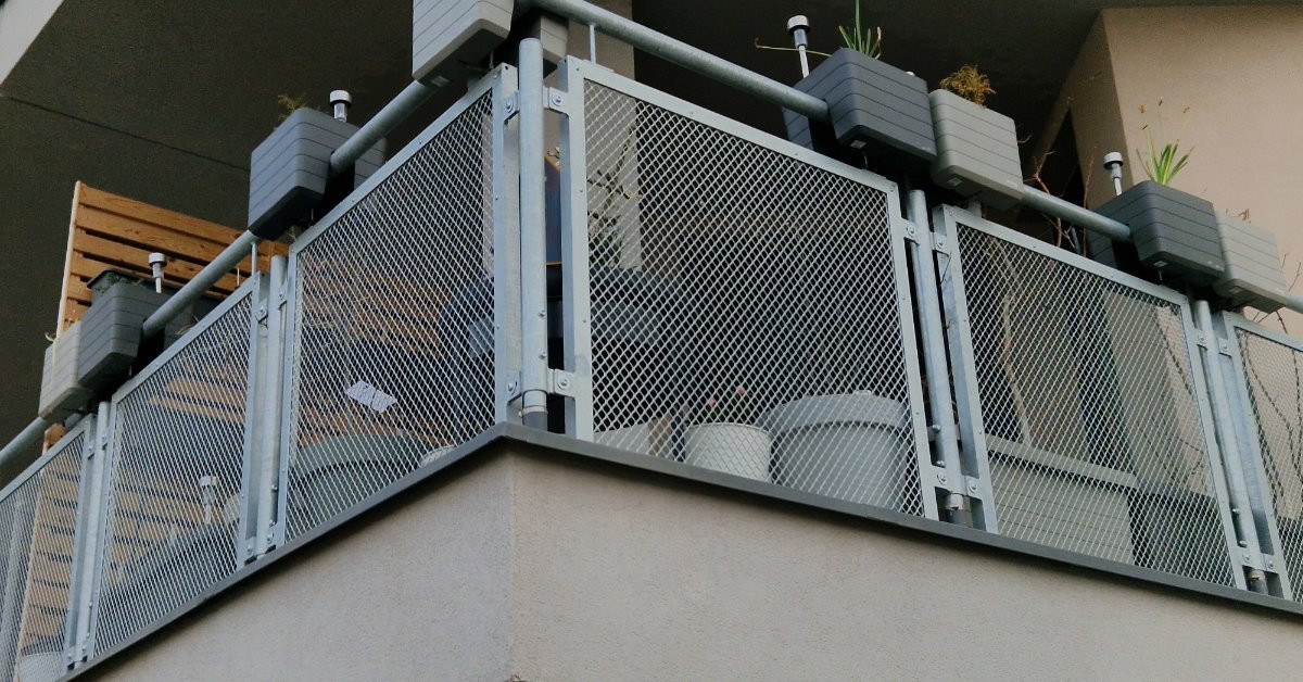 Galvanized Steel Railing Performance Factors