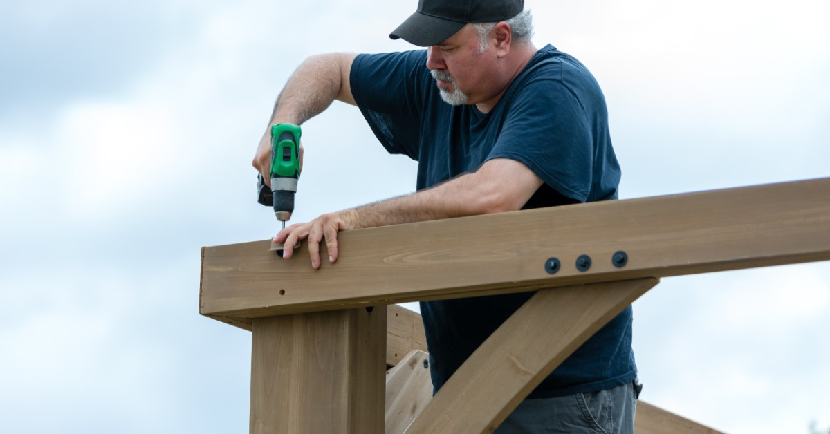 5 Contractor Tips for Faster Railing Installations