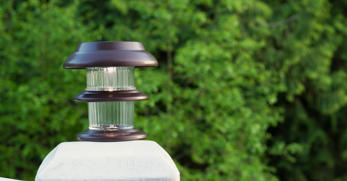 Solar Post Caps That Add Nighttime Deck Safety