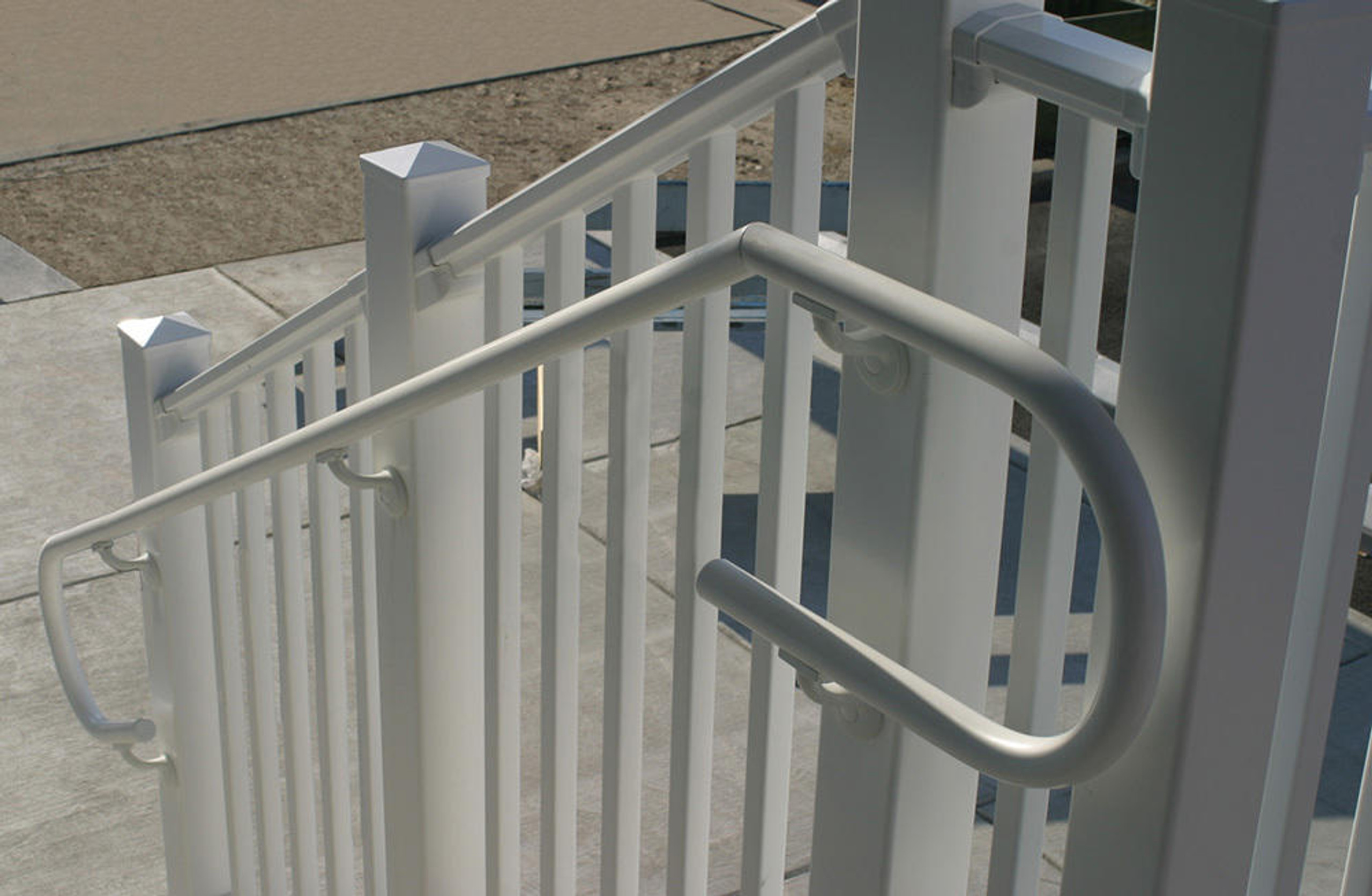RDI180 degree Return Loop for Vinyl Handrail DeckExpressions