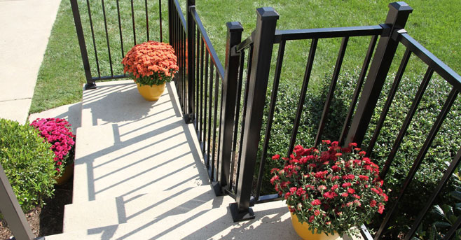 Latitudes Horizontal Railing ~ Deck Expressions