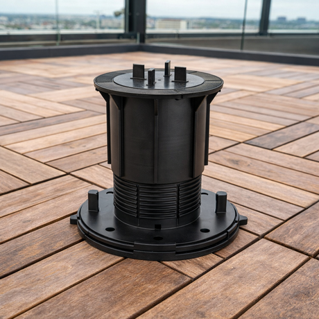 bison_V_pedestal__27928.