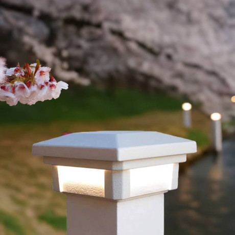 Savona LED Post Cap Light for Smaller Posts by Dekor