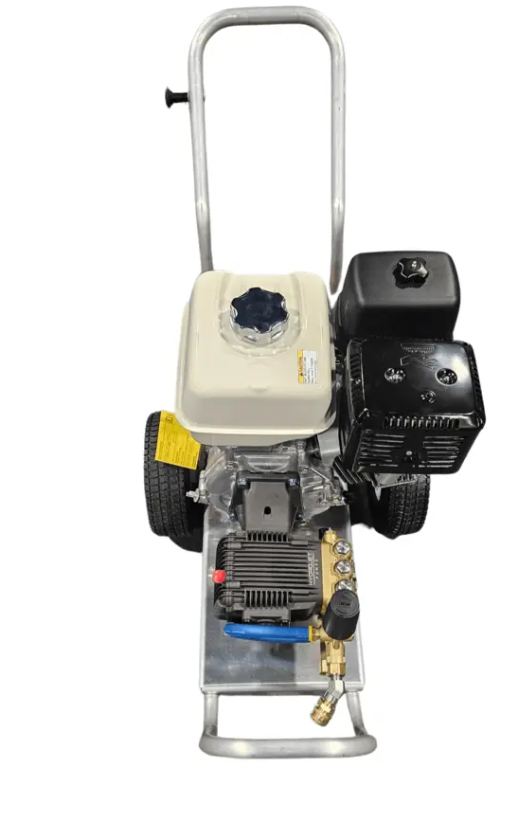 Veloci / MTM Hydro 43.2005 PRESSURE WASHER HONDA GX390 - 4GPM @4000PSI ON WHEELED CART