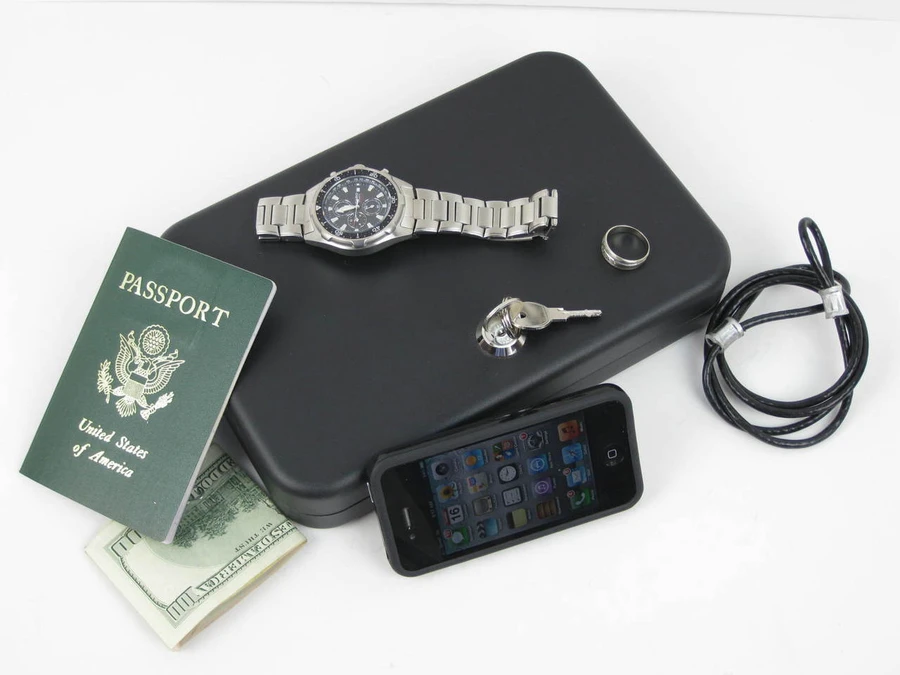 Keyed Personal Portable Steel Carry Safe