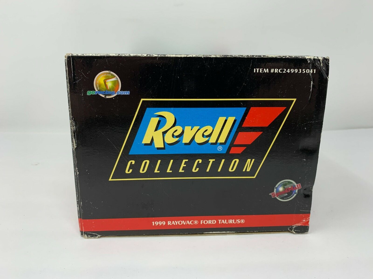 1/24 Dale Jarrett #11 Rayovac 1999 Ford Taurus