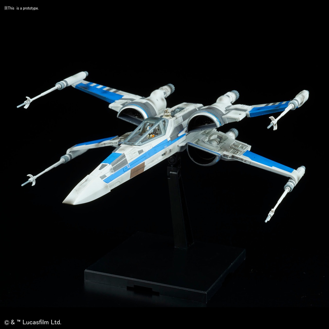 223296 Blue Squadron Resistance X-Wing Fighter "Star Wars: The Last Jedi", Bandai Star Wars 1/72 Plastic Model