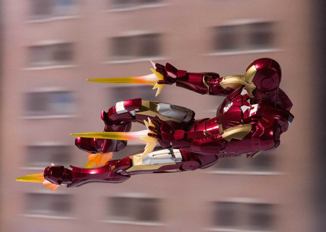 55100 Ironman Mk-7 And Hall Of Armor Set "Marvel", Bandai S.H.Figuarts *P-Bandai*