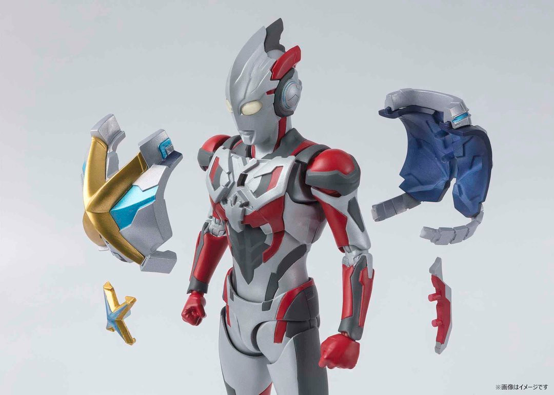 55083 Ultraman X And Gomora Armor Set "Ultraman X", Bandai S.H.Figuarts