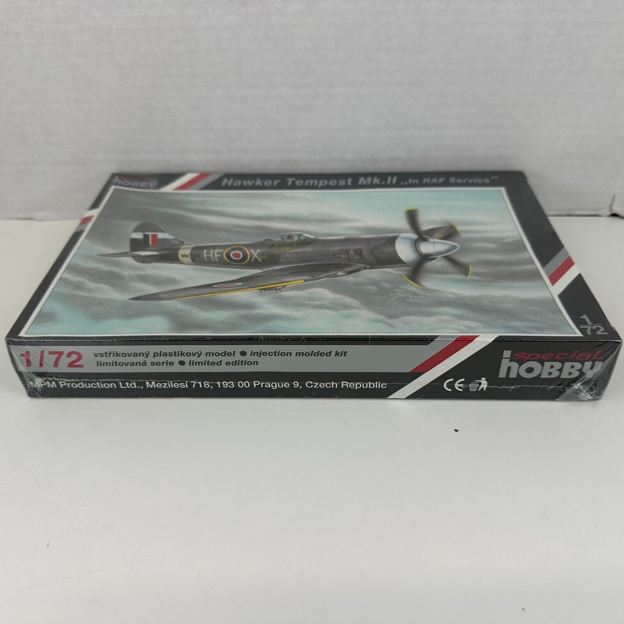 SHY32049 Special Hobby Kits Hawker Tempest Mk.V 1/32