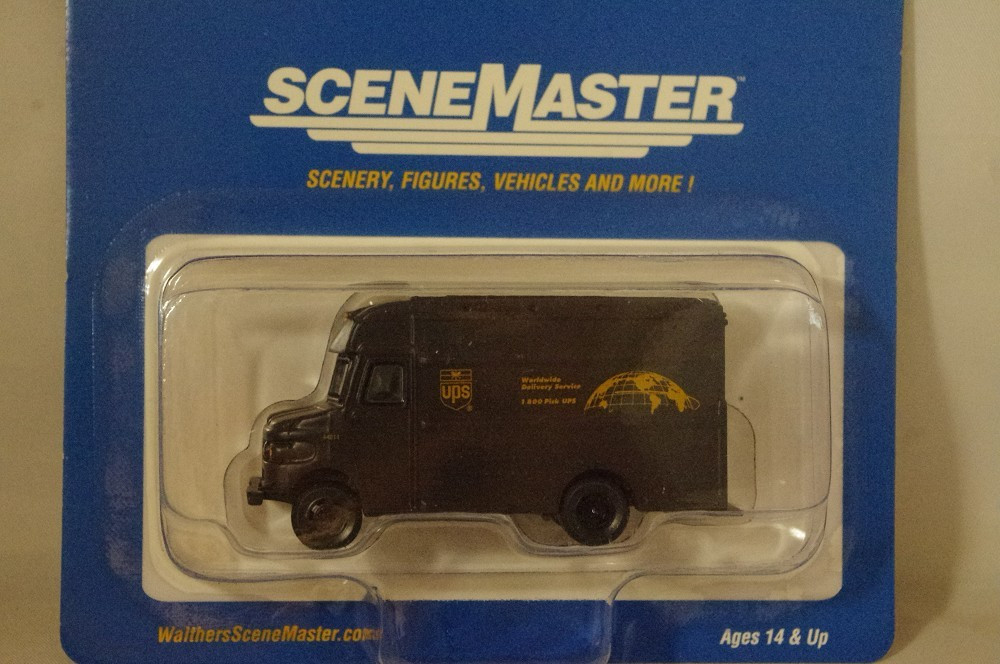 WALS14000  UPS Package Car -- United Parcel Service Bow Tie Shield Logo 949-14000