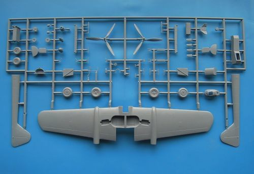 48001 Fokker D-XXIII 1/48