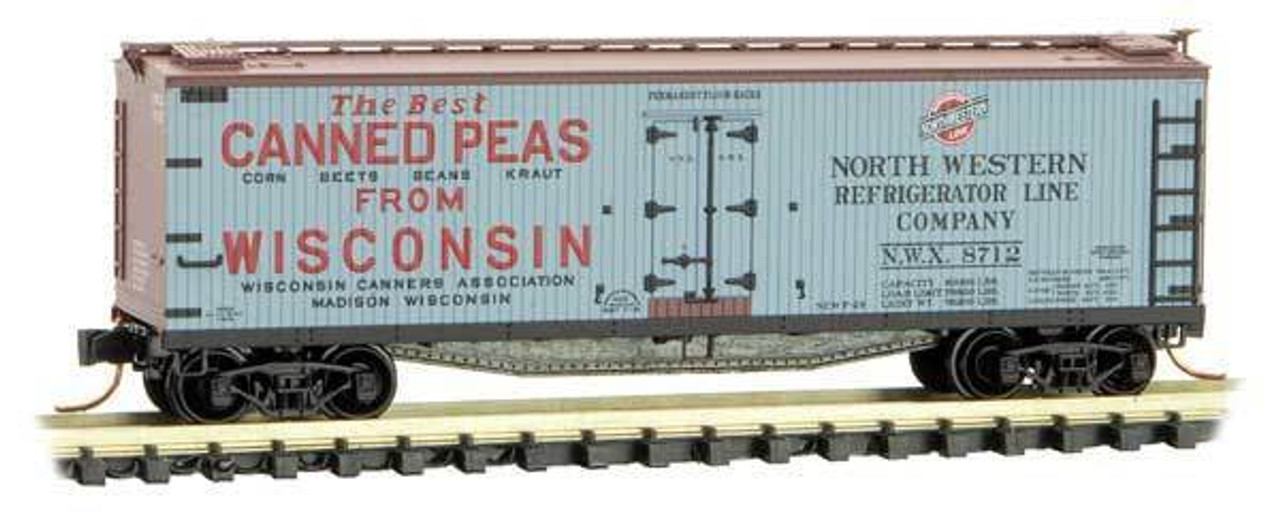 04900840 N Scale Double-Sheathed Wood Reefer with Vertical Brake Wheel - Ready to Run -- Wisconsin Canners Association NWX 8712 (gray, 40' Boxcar Red, Farm Table Series