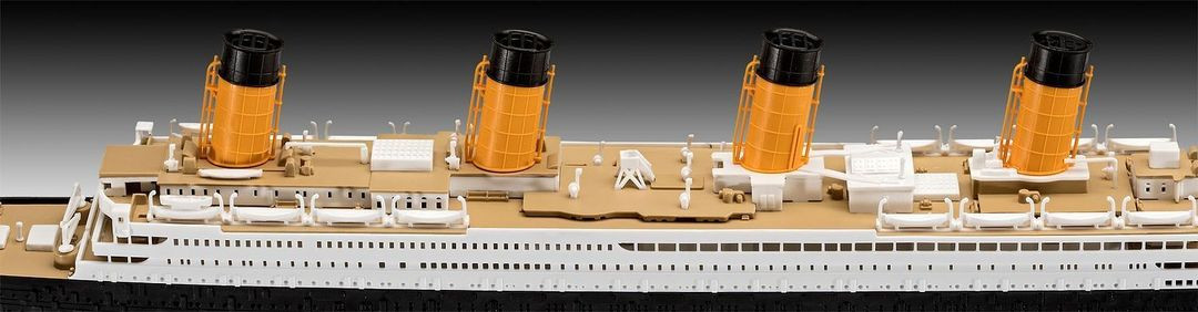 05498 RMS Titanic Easy Click  (snap) 1/600