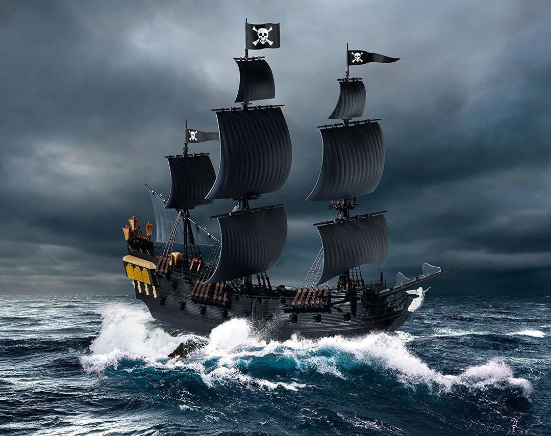 5499 Disney Pirates of the Caribbean Black Pearl Ship (Snap) 1/150