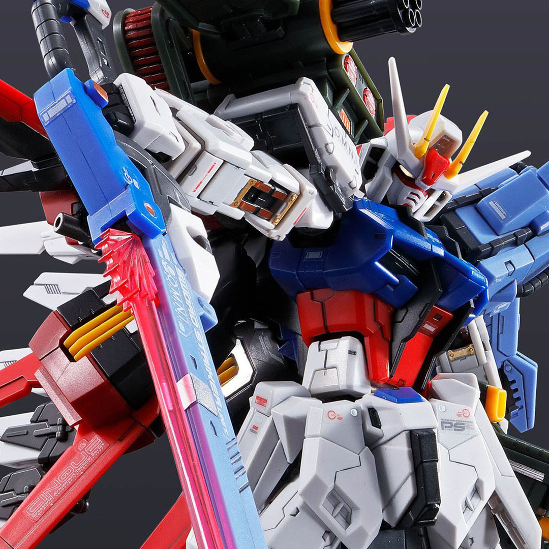 5058086 Perfect Strike Gundam "Gundam Seed", Bandai RG 1/144