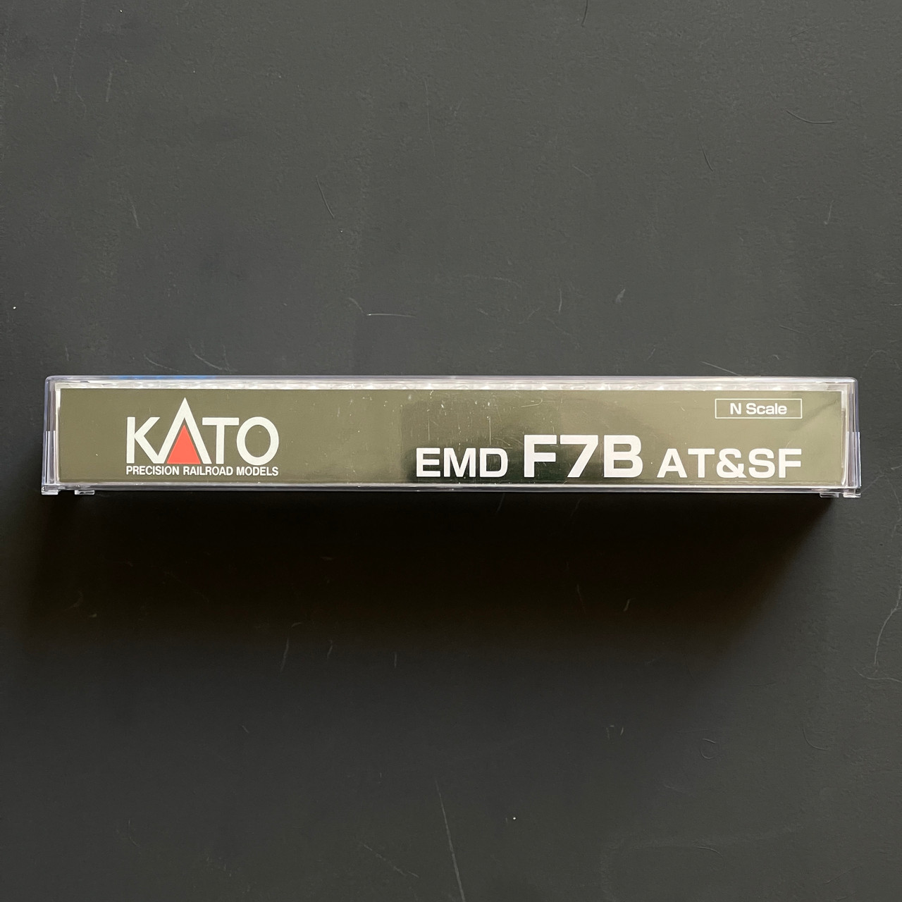 KAT1762215LS N EMD F7B Santa Fe Yellowbonnet, Freight w/ ESU LokSound
