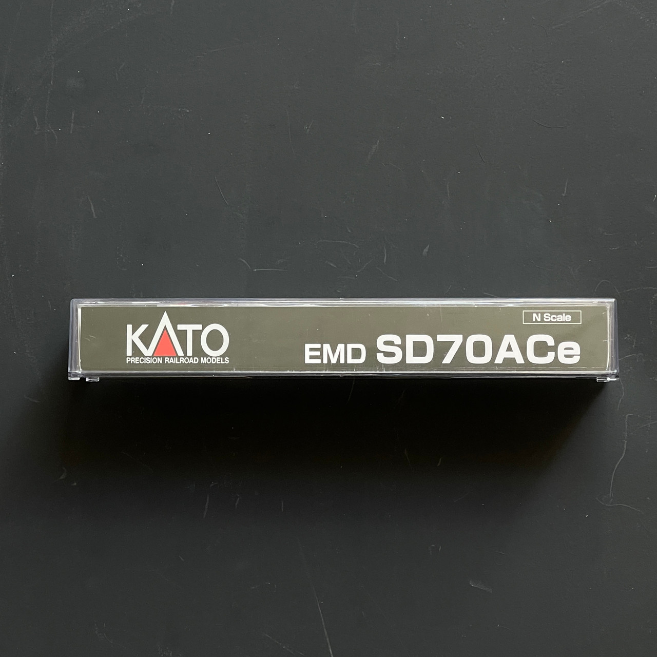 KAT1768412LS N EMD SD70ACe Union Pacific #1111 ““Powered by our People” w/ ESU LokSound