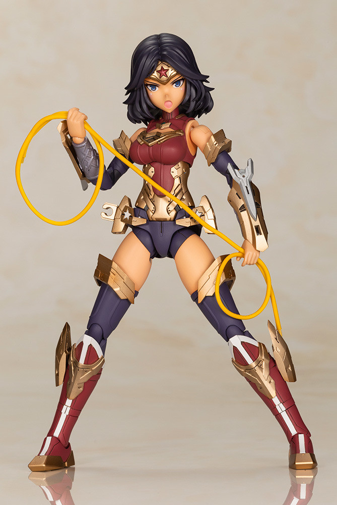 KBYCG004   Wonder Woman Humikane Shimada Ver, Action Figure Kit (7.09 Inches)