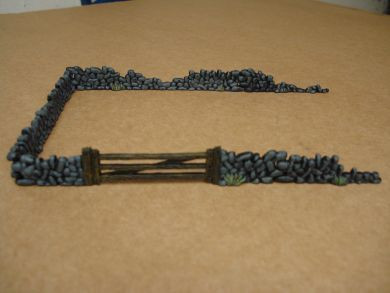 79002 Stone Walls & Gate 1/72