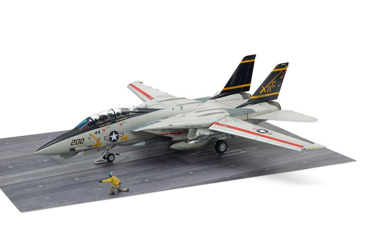 TAM61122 Tamiya 1/48 Grumman F-14A Tomcat Late Model TAM61122 Tamiya 1/48 Grumman F-14A Tomcat Late Model