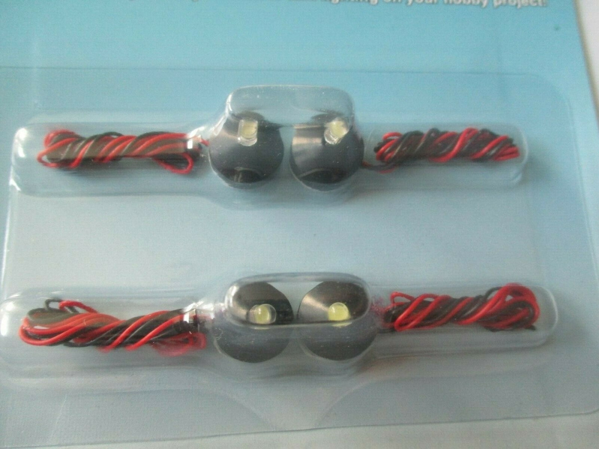 RIH5101 PEEL STICK N LIGHT 4P L