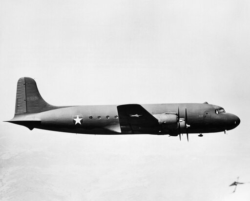 MC0034 Douglas DC-4 / C-54 Skymaster