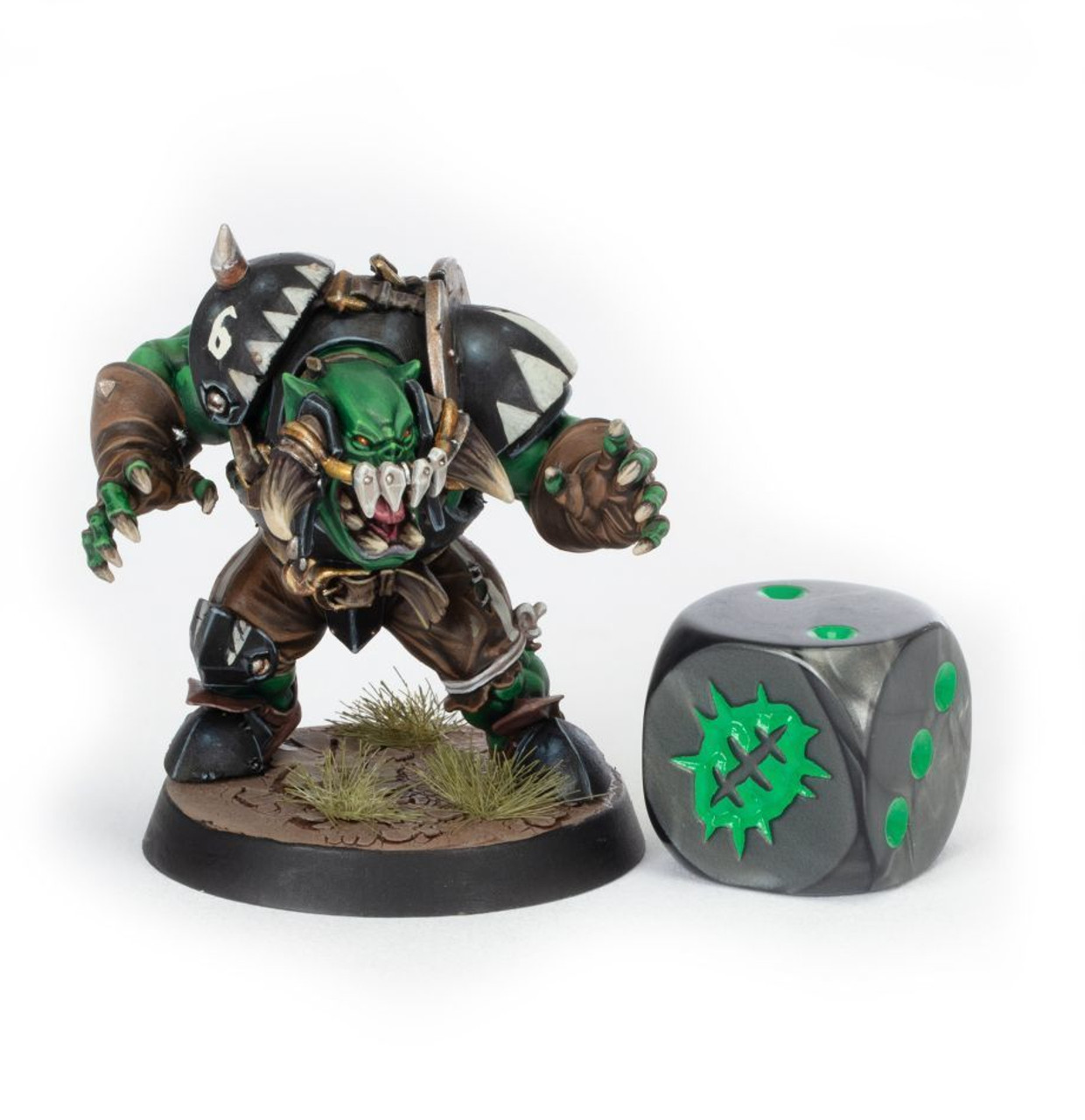 202-09 BLOOD BOWL BLACK ORC TEAM DICE SET 202-09 BLOOD BOWL BLACK ORC TEAM DICE SET