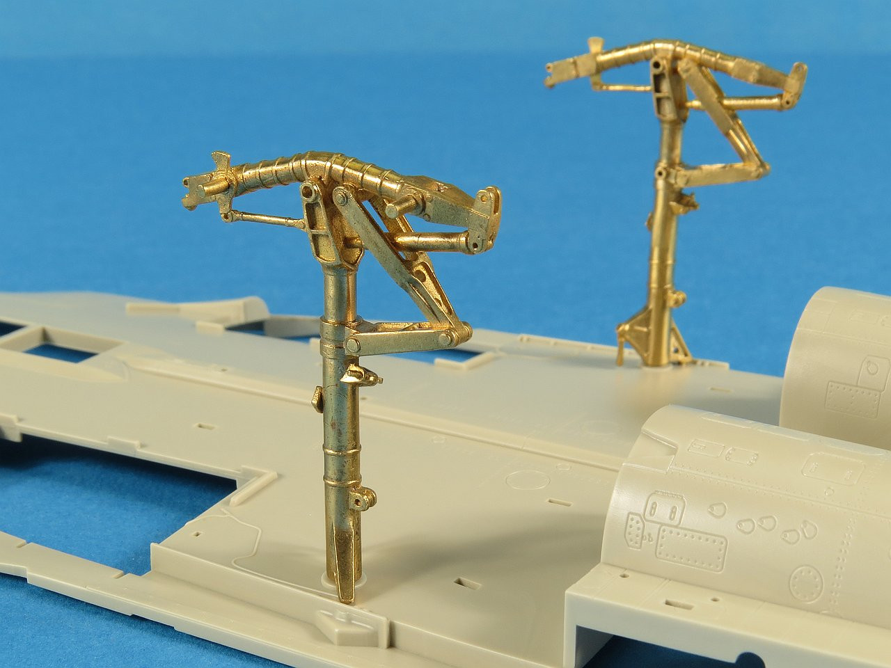 MT-2  SU-34 METAL PARTS 1/48