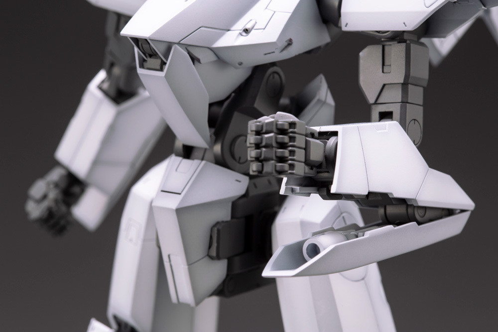 KBYGT017 M.S.G Series Variable Frame System 01 Garudagear (Beluga)