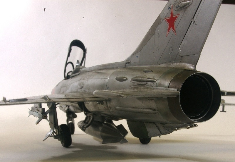 TSM02210 Trumpter 1/32 Aircraft MIG-21 F-13