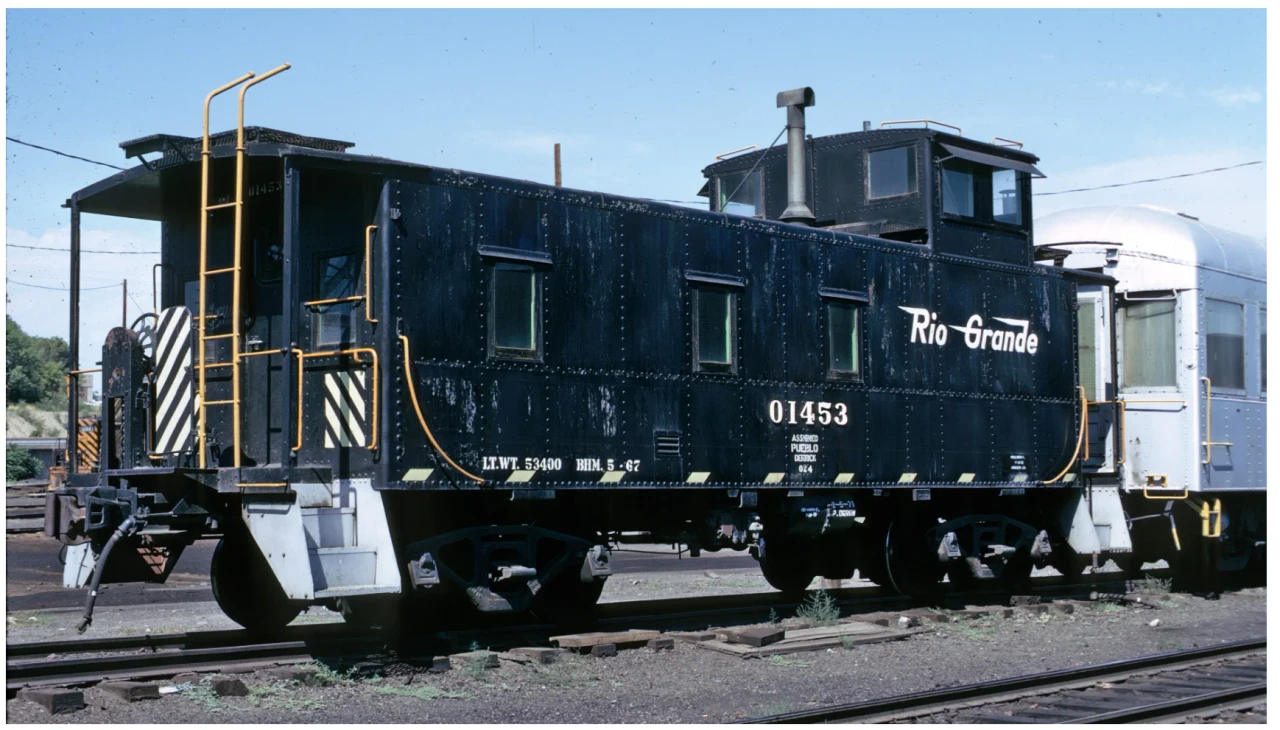 RPI225006 HO D&RGW End Cupola As-built Steel Caboose: Black Scheme: #01430