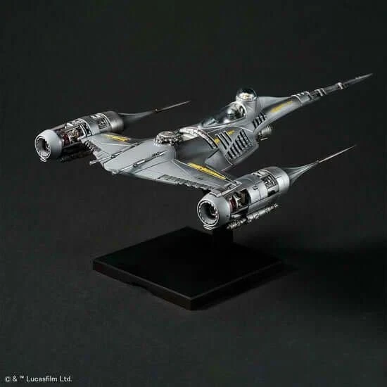 BAN2783949 Bandai Star Wars 1/48 The Mandalorian's N-1 Starfighter "The Mandalorian"