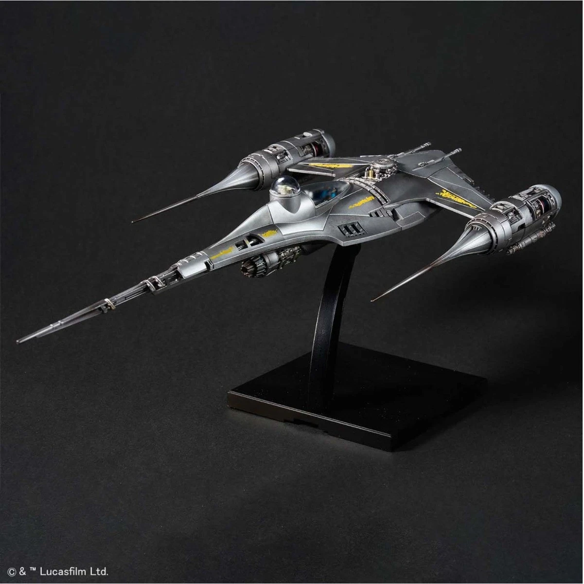 BAN2783949 Bandai Star Wars 1/48 The Mandalorian's N-1 Starfighter "The Mandalorian"