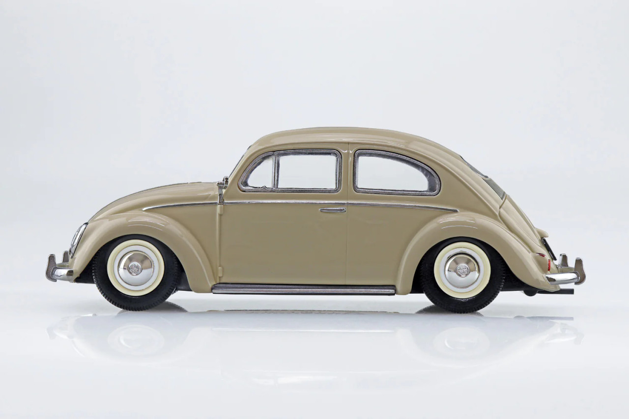 AOS06800 Aoshima 1/32 SNAP KIT #20-LB Volkswagen Beetle (Light Beige)