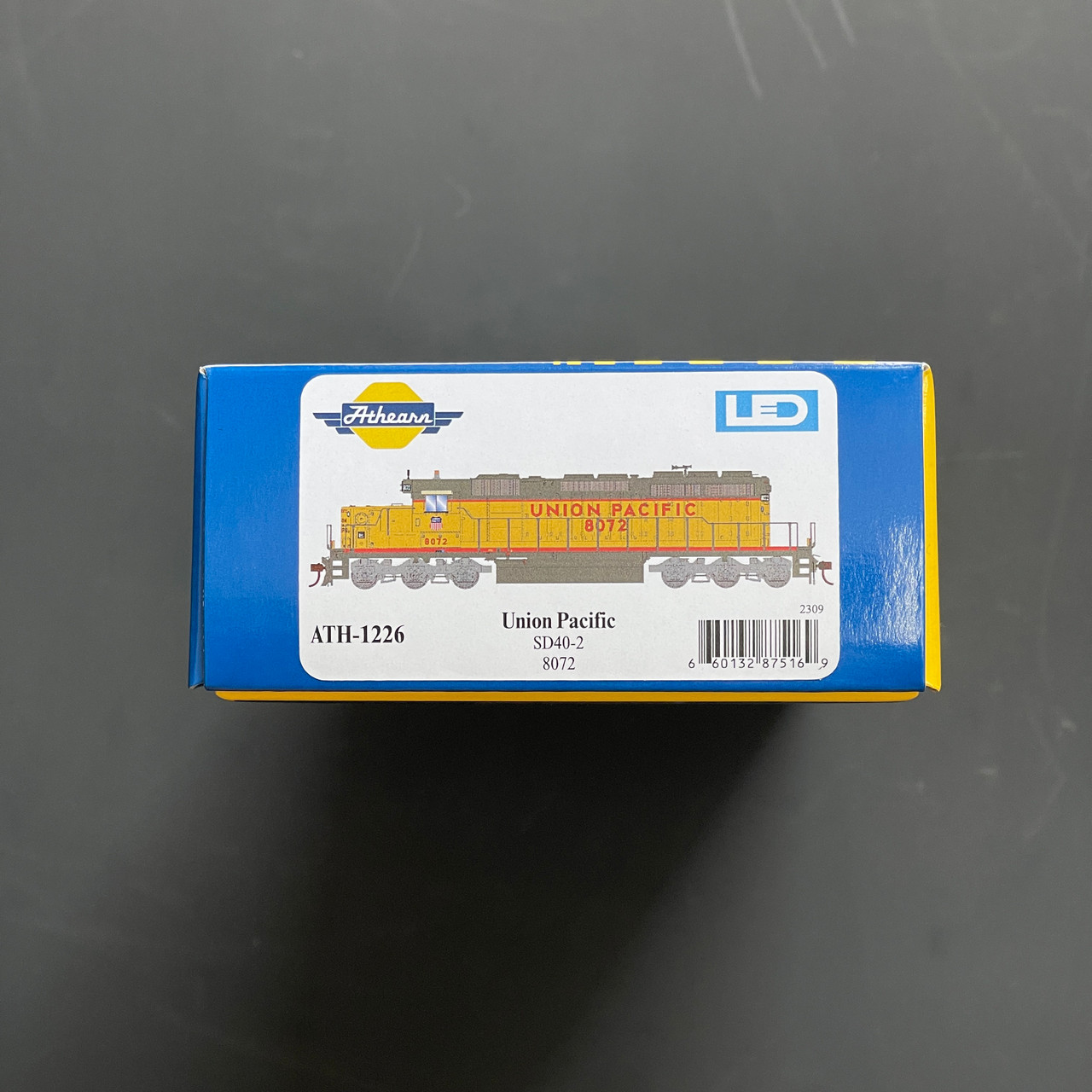ATH-1226 HO ATH SD40-2, UP #8072
