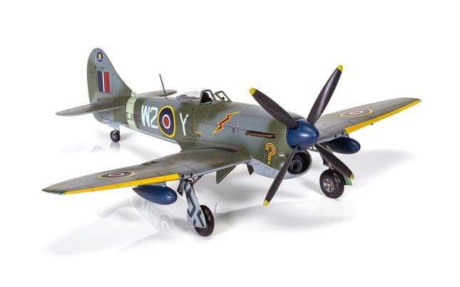 ARXA02110 Airfix 1/72  Hawker Tempest Mk.V Post War