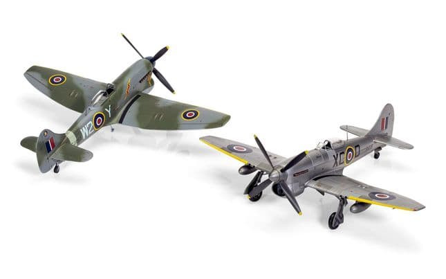 ARXA02110 Airfix 1/72  Hawker Tempest Mk.V Post War