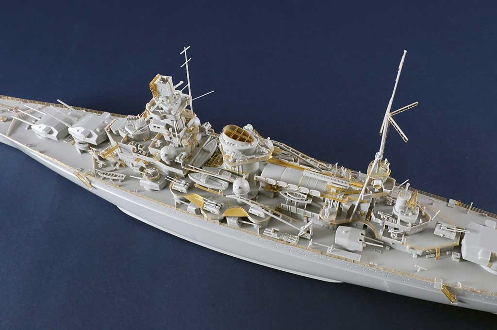TSM05361 Trumpeter 1/350 German Scharnhorst Battleship
